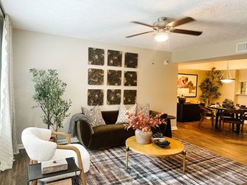 Glen park apartments dining area